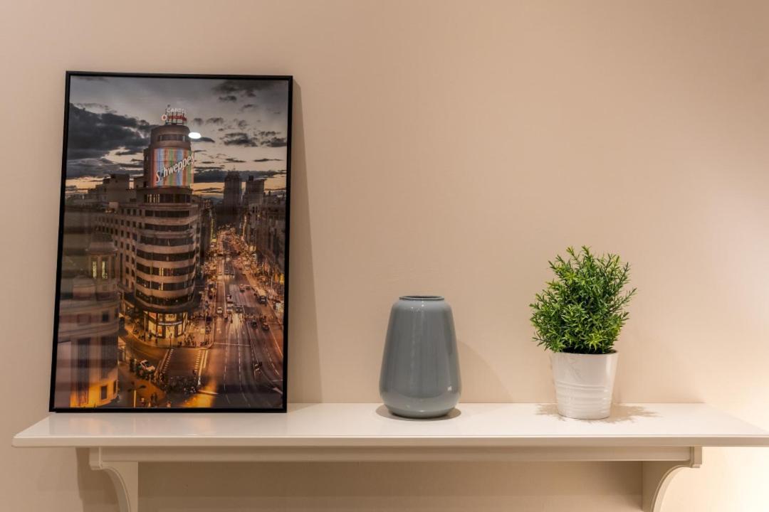 Acogedor Y Moderno - 1Dormitorio 1Bano - Imperial Madrid Buitenkant foto